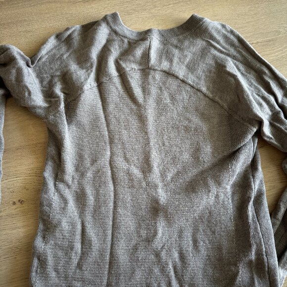 lululemon cashmere blend sweater size XS - Picture 4 of 4